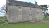 It was disappointing not to be able to have lunch in this derelict cottage